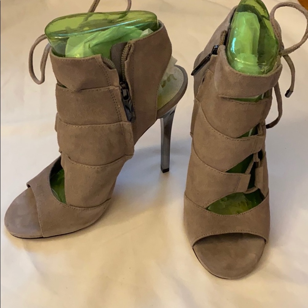 Sam Edelman Heels - Picture 2 of 7